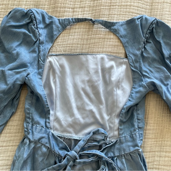 Open Back Chambray Dress - Picture 7 of 8